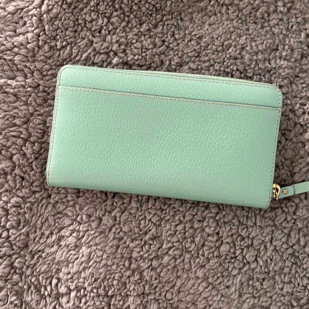 Kate Spade - Picture 7 of 8
